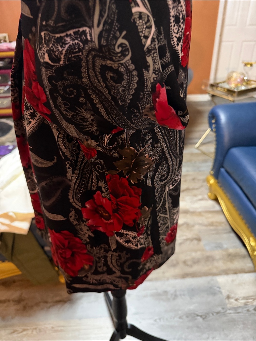 Women’s Kim Rogers Black Floral Blazer Jacket with Red Rose Print - Picture 5 of 12